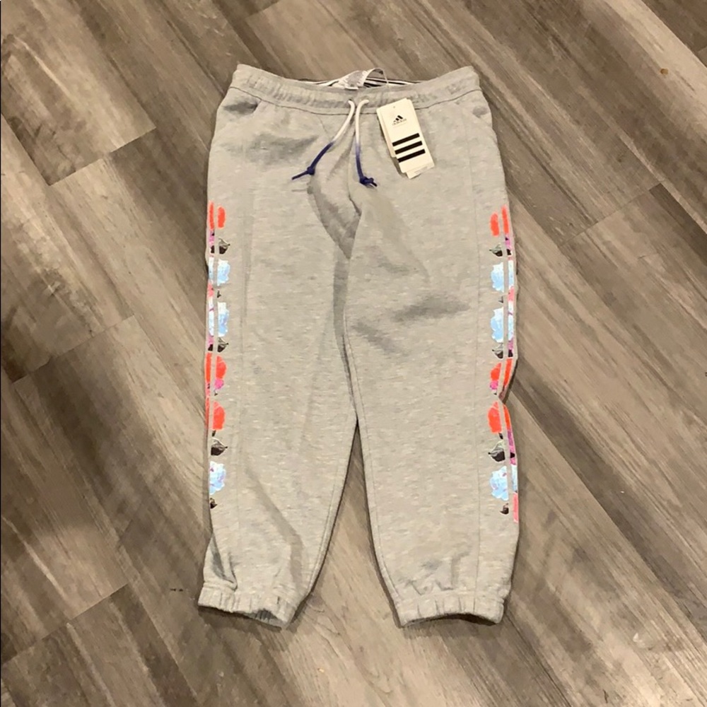 Adidas sweatpants